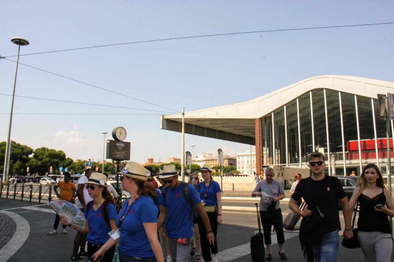 Отель Roma Castle Termini Экстерьер фото